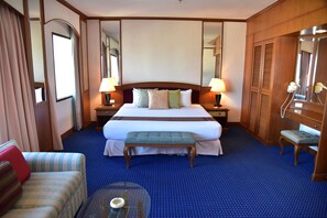 Skrivebord, ekstrasenger (mot et tillegg) og wi-fi (inkludert)