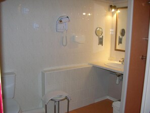 Tina, amenidades de baño gratuitas, secadora de cabello 