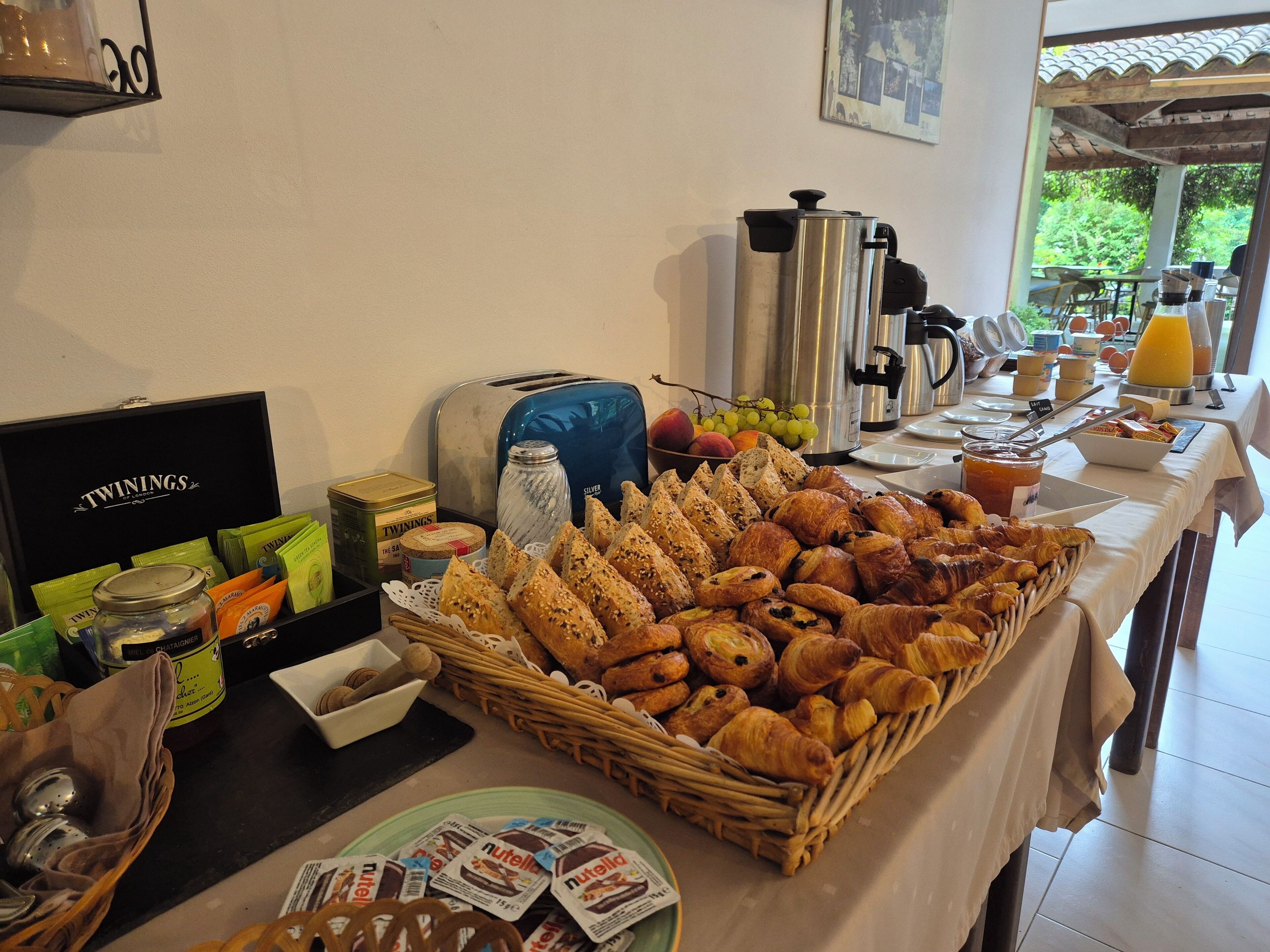 Breakfast, lunch, dinner served; local cuisine 