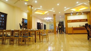 مطعم