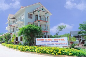 Exterior - Kinh Bac Hotel (Phu Quoc)