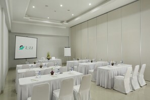 Meeting facility - Zizz Convention Hotel (Kerobokan)