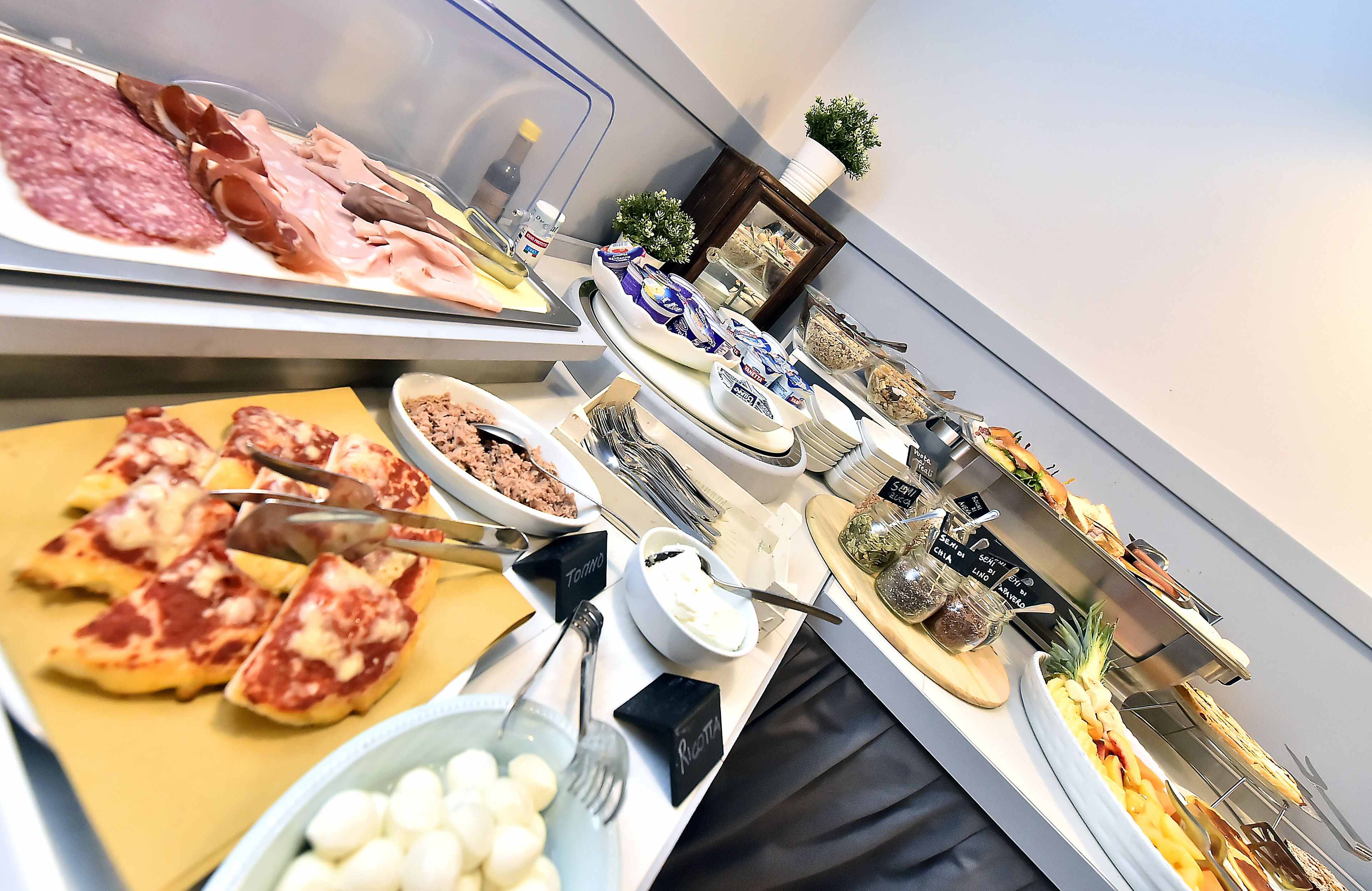 daily buffet breakfast (eur 10.00 per person)