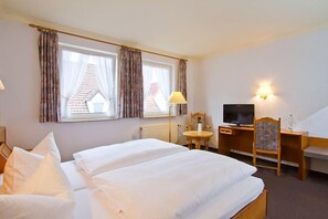 1 bedroom, individually decorated, desk, free WiFi - Hotel Schaper (Celle)