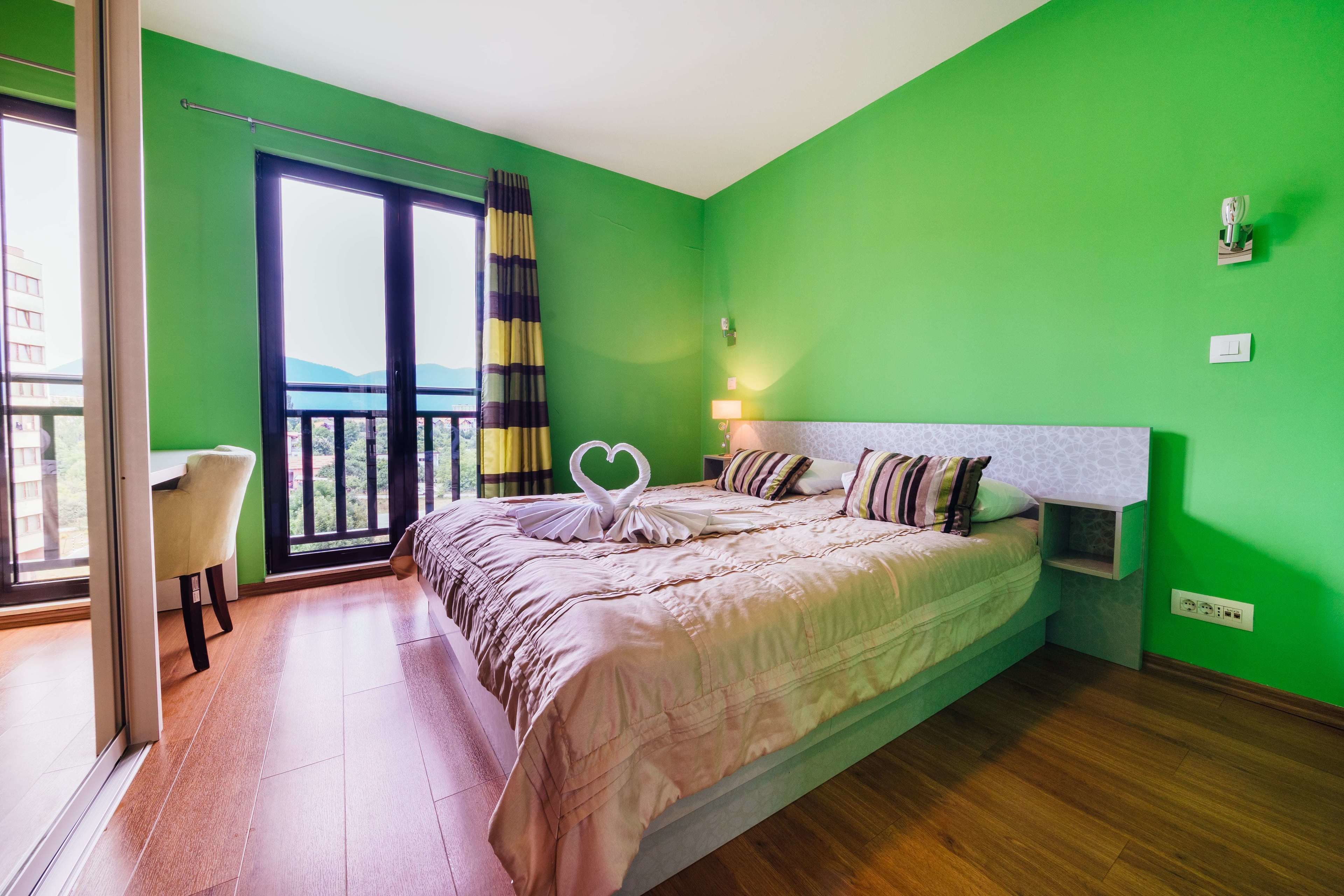 deluxe suite, 2 bedrooms | premium bedding, desk, free wifi, wheelchair access