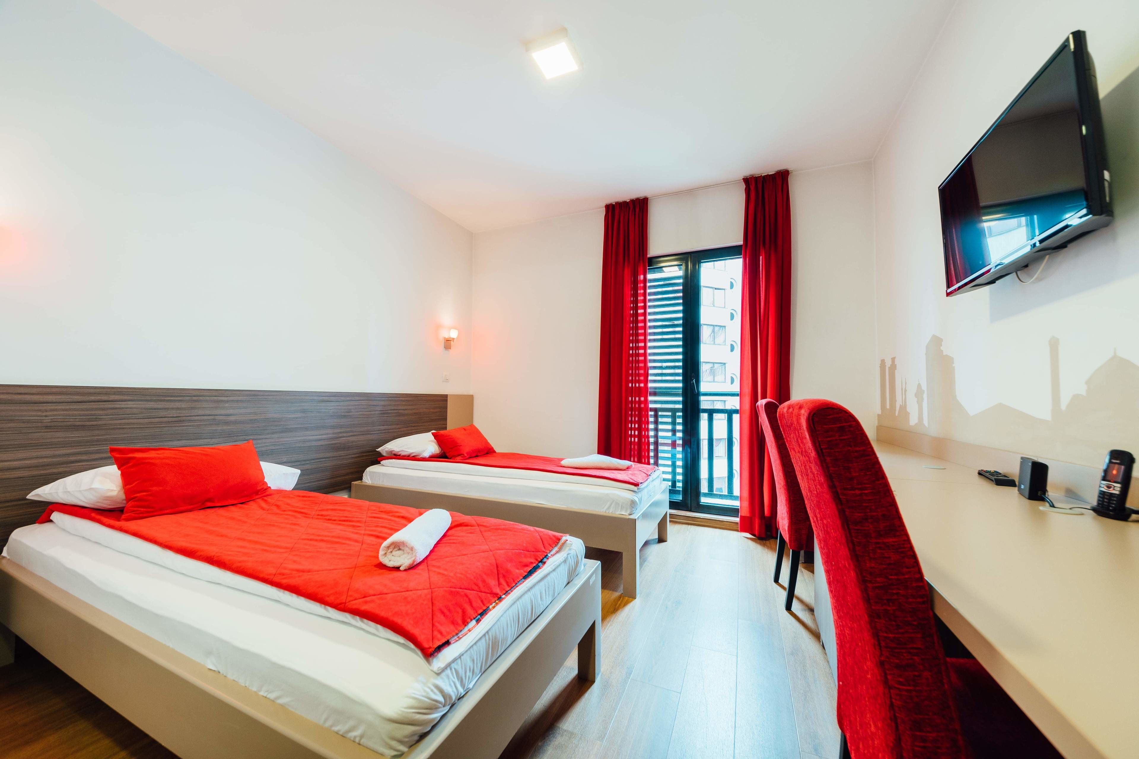 premium bedding, desk, free wifi, wheelchair access