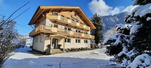 Facciata della struttura