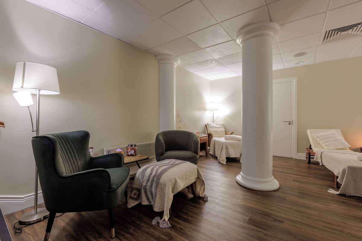 couples treatment room(s), body treatments, hydrotherapy