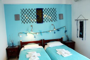 Individually decorated, iron/ironing board, free cribs/infant beds - Apokoros Club Apt & Std Craft Deco & Activities (Apokoronas)