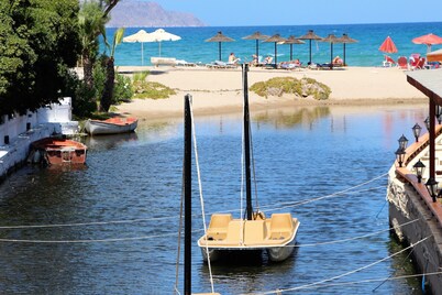 Apokoros Club Apt & Std Craft Deco & Activities