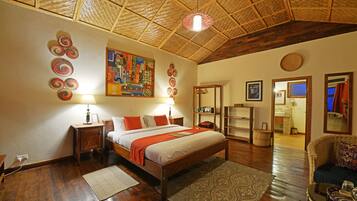 Deluxe Cabin, 1 Bedroom, Hill View | 2 bedrooms, premium bedding, in-room safe, individually decorated