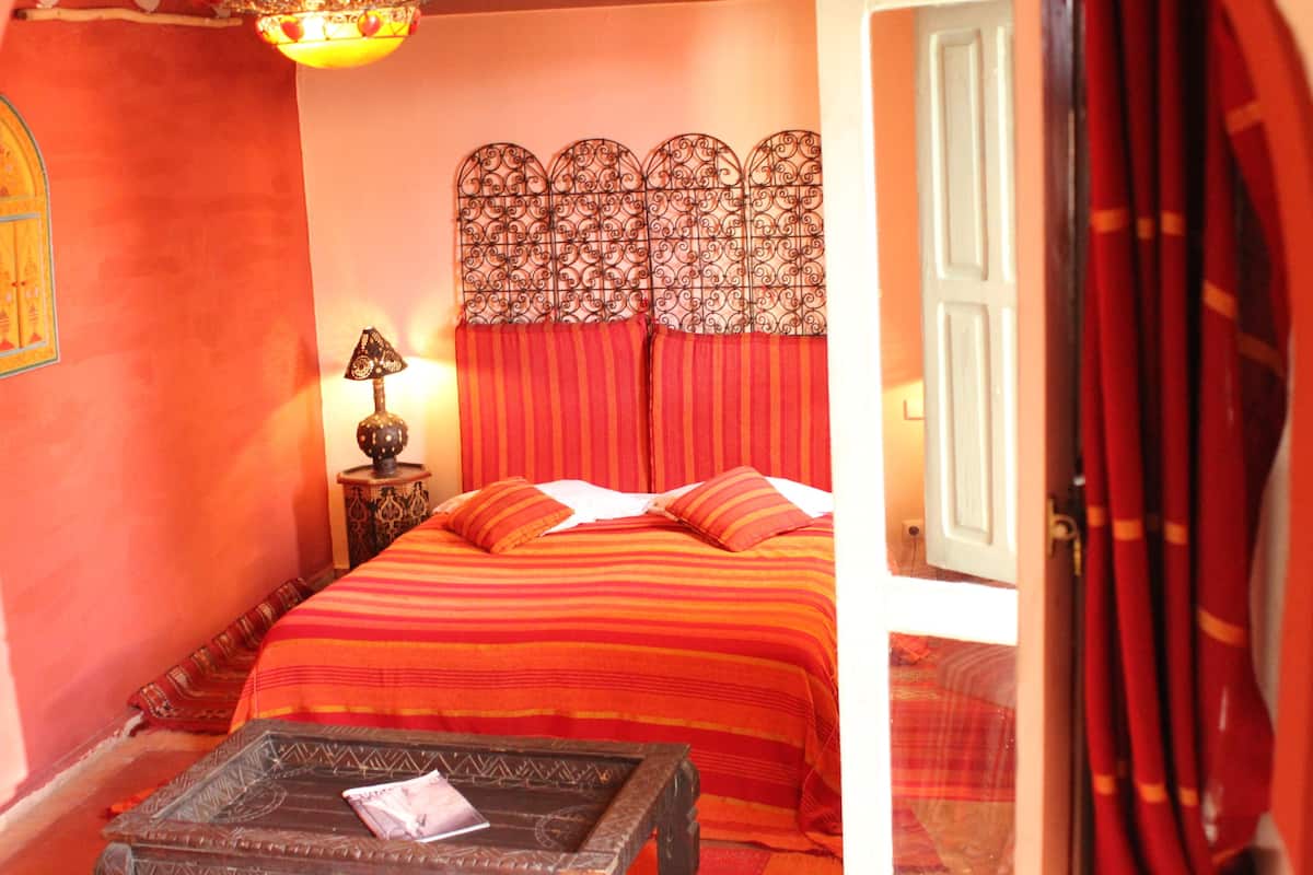 Suite, Balcony