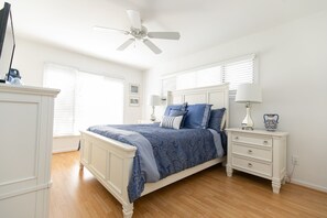 Deluxe-Villa, 3 Schlafzimmer, Blick auf die Anlage | Zimmersafe, individuell dekoriert, individuell eingerichtet