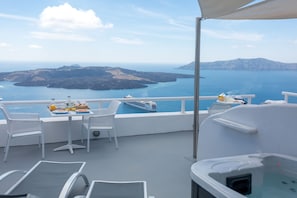 Junior Suite (Sky) | Balcony - Asma Suites (Santorini)