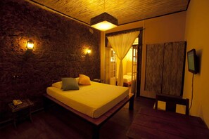 Minibar, két bảo mật tại phòng, trang trí khác biệt
