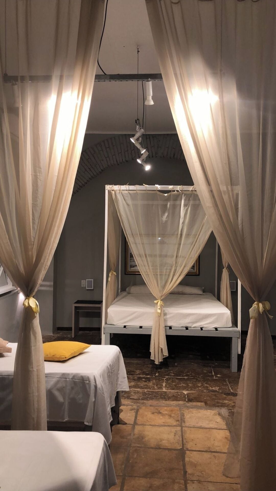 Kahden hengen design-huone | Minibaari, tallelokero huoneessa, yksilöllisesti sisustettu