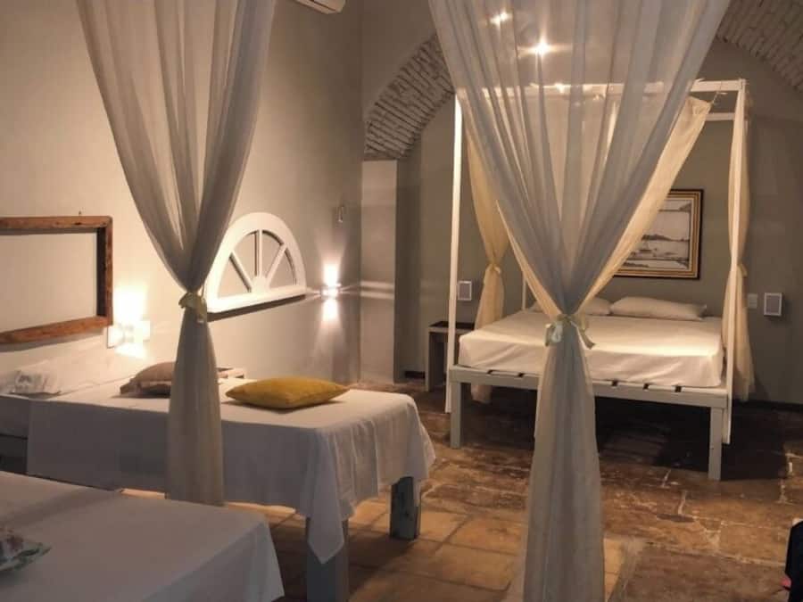 Kolmen hengen design-huone | Minibaari, tallelokero huoneessa, yksilöllisesti sisustettu