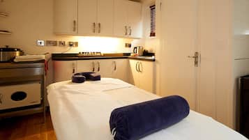 Body treatments, aromatherapy, body wraps, facials, 2 treatment rooms