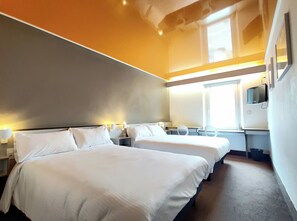 Bathroom - Hotel Lons (Foix)