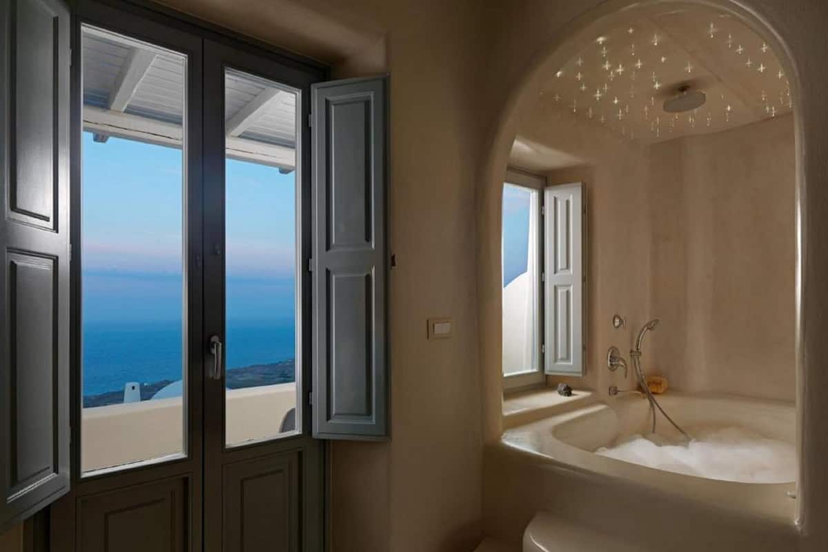 junior suite, jetted tub | premium bedding, minibar, in-room safe, blackout curtains