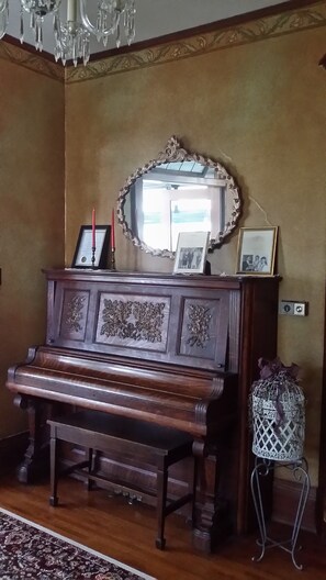 บริเวณนั่งเล่นที่ล็อบบี้