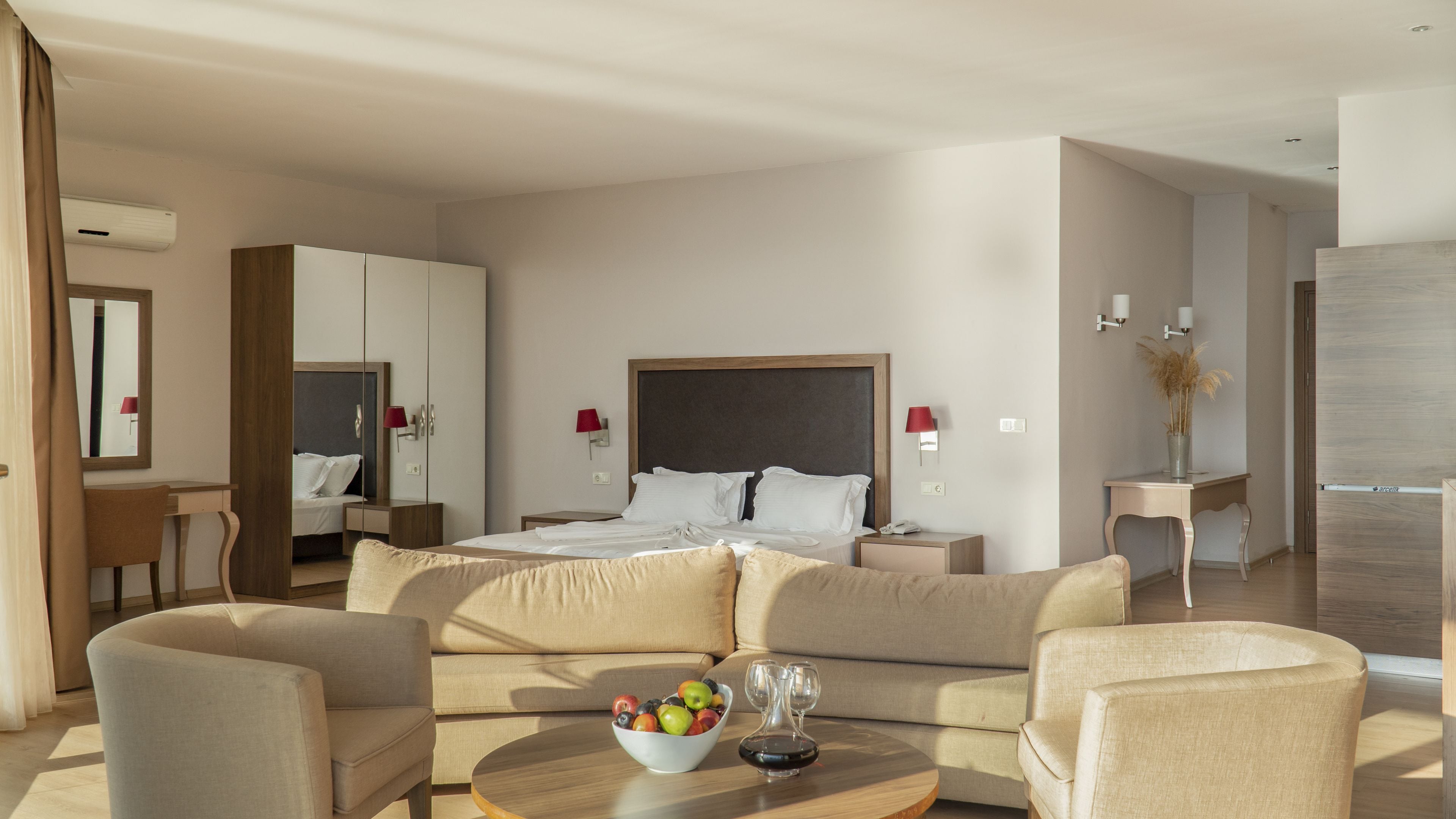 Photo - Ladies Beach Hotel