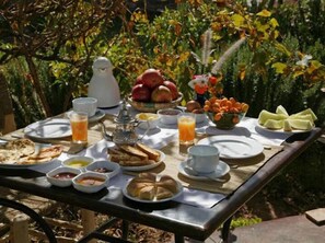 Petit déjeuner continental compris tous les jours