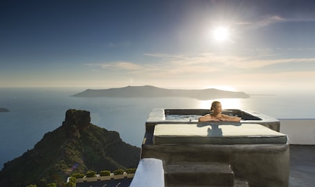 Superior Honeymoon Cave Suite with Indoor & Outdoor Plunge Pool & Caldera View | Private pool. Sophia Luxury Suites
