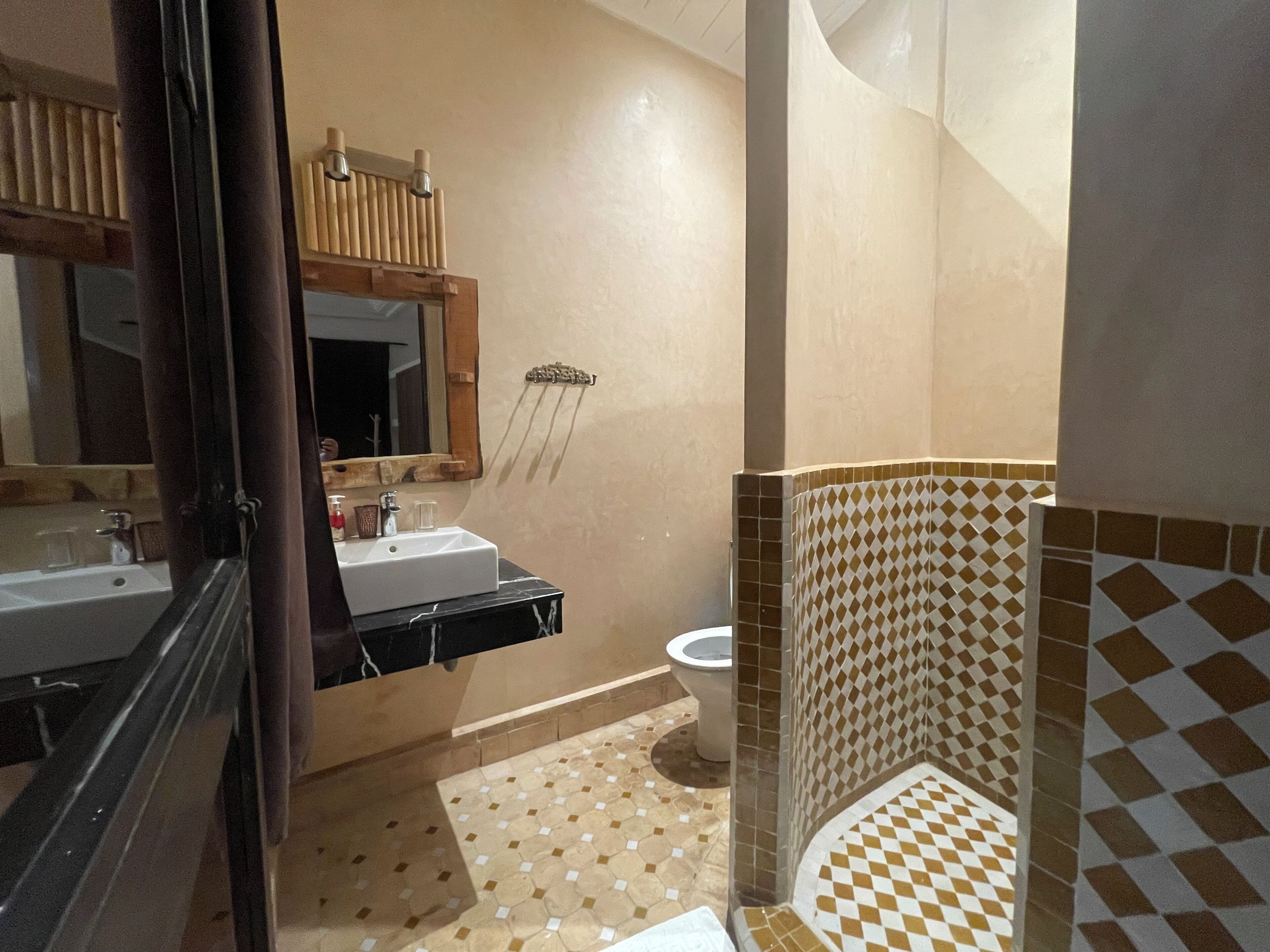 Foto - Riad Samarine