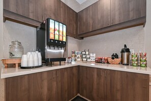 Petit déjeuner continental compris tous les jours