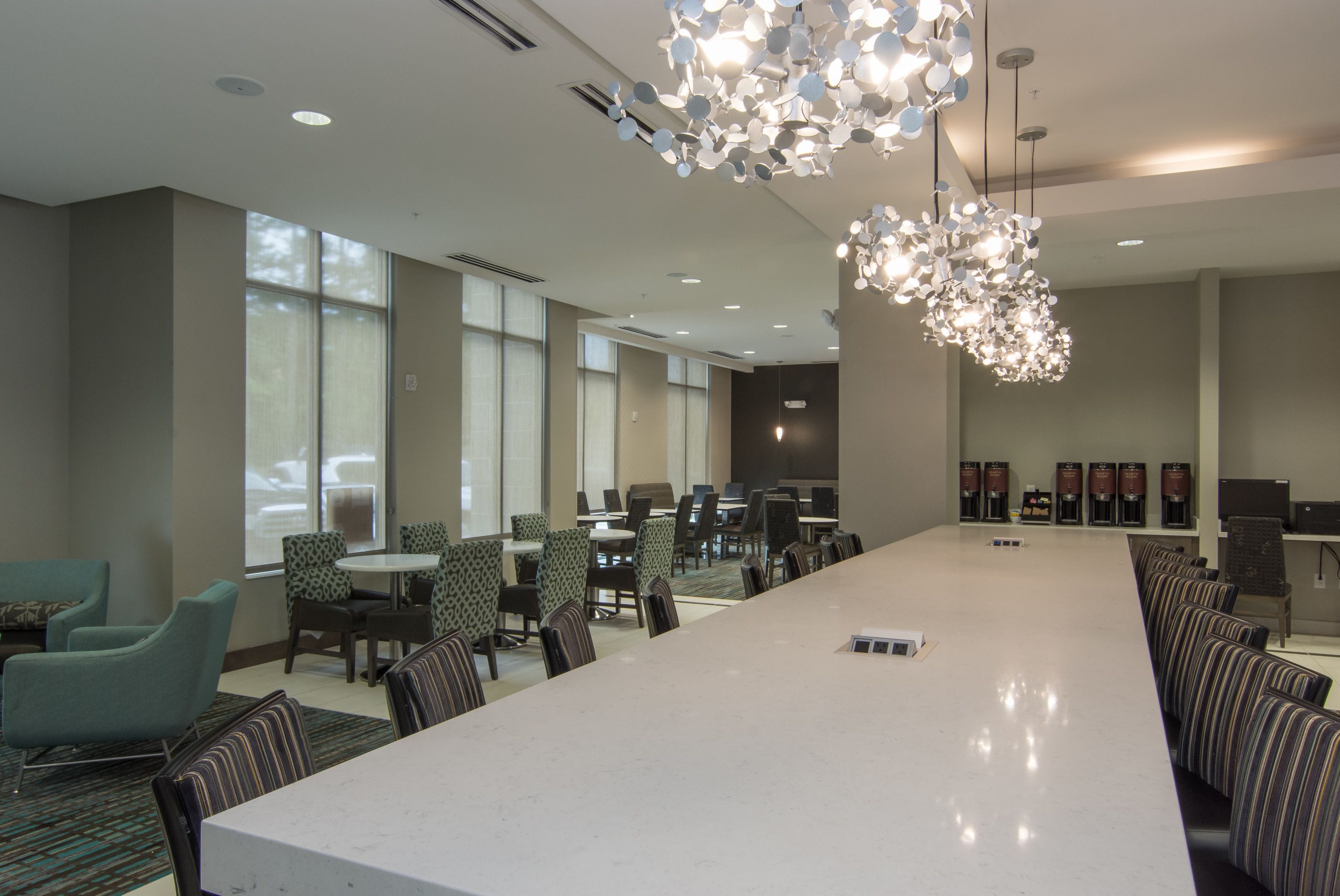 Sudah termasuk sarapan ala kontinental setiap hari