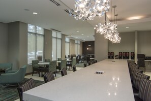 Desayuno continental incluido todos los días