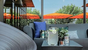 Lunch and dinner served - Hôtel Clos Marcel (Duingt)