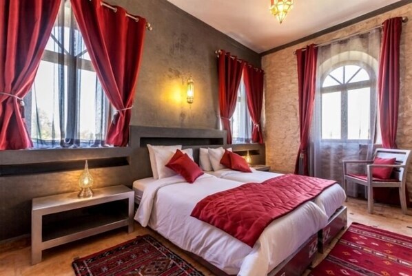 Standard Double Room, Non Smoking, Garden View | In-room safe, free cots/infant beds, rollaway beds, free WiFi