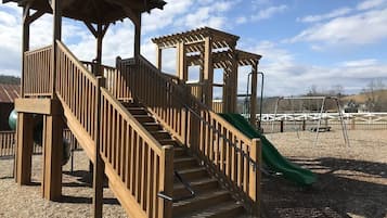 Children's play area - outdoor
