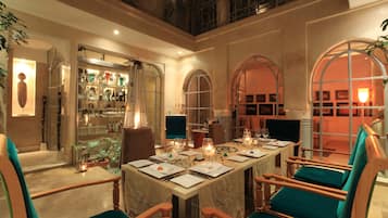 Breakfast served, local and international cuisine, al fresco dining