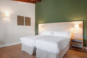 Standard Double Room | Premium bedding, down comforters, minibar, in-room safe - Hotel Can Xim (Alaro)