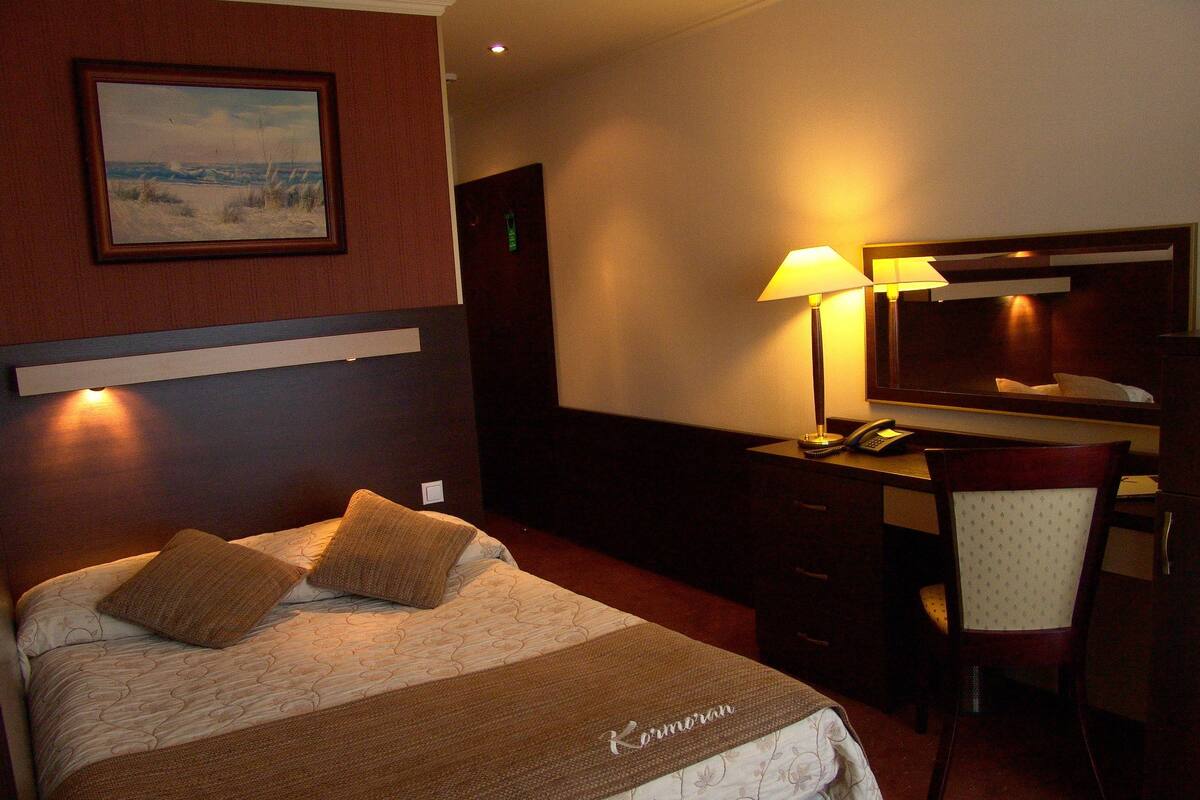 Single Room | Premium bedding, minibar, in-room safe, desk
