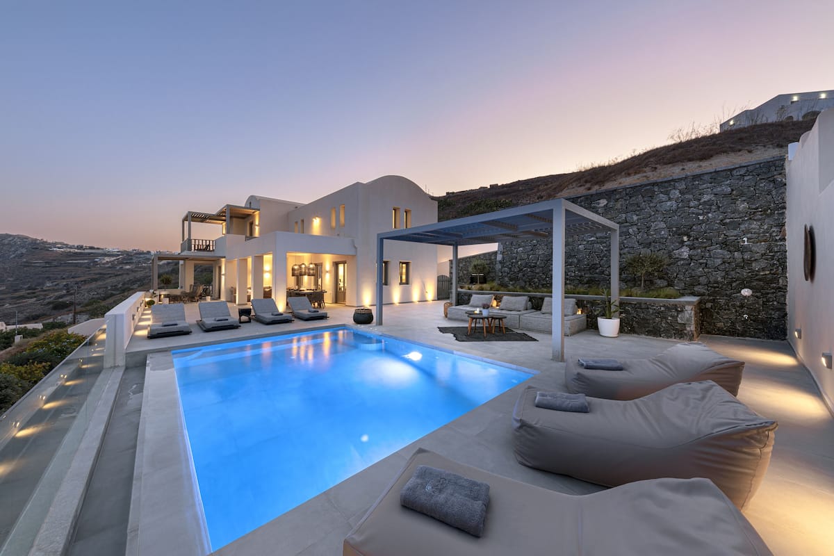 Eolia Gold Villa with Private Heated Pool | 4 bedrooms, Egyptian cotton sheets, premium bedding, down duvets