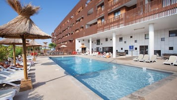 Seasonal outdoor pool