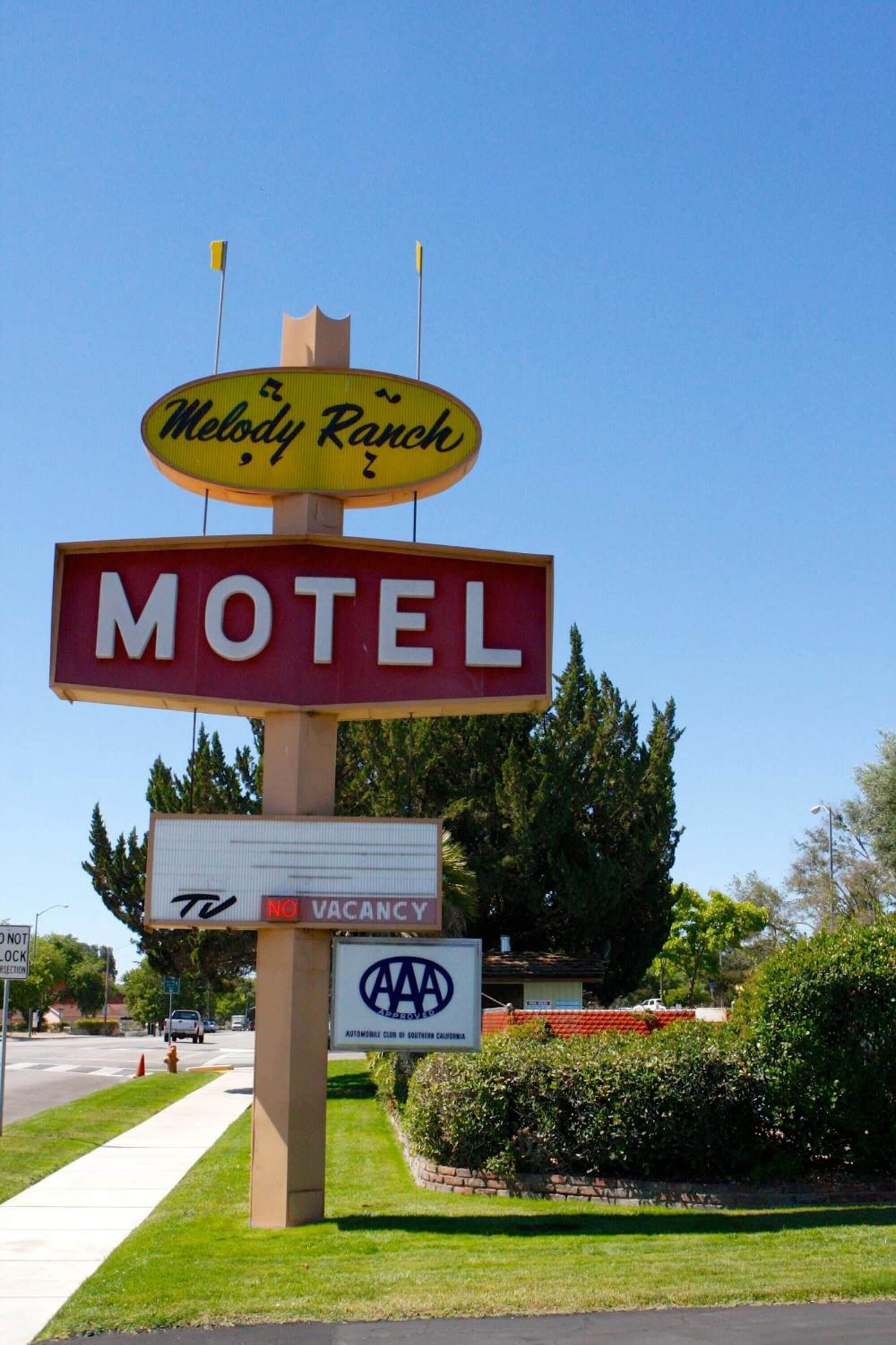 Melody Ranch Motel — photo 9