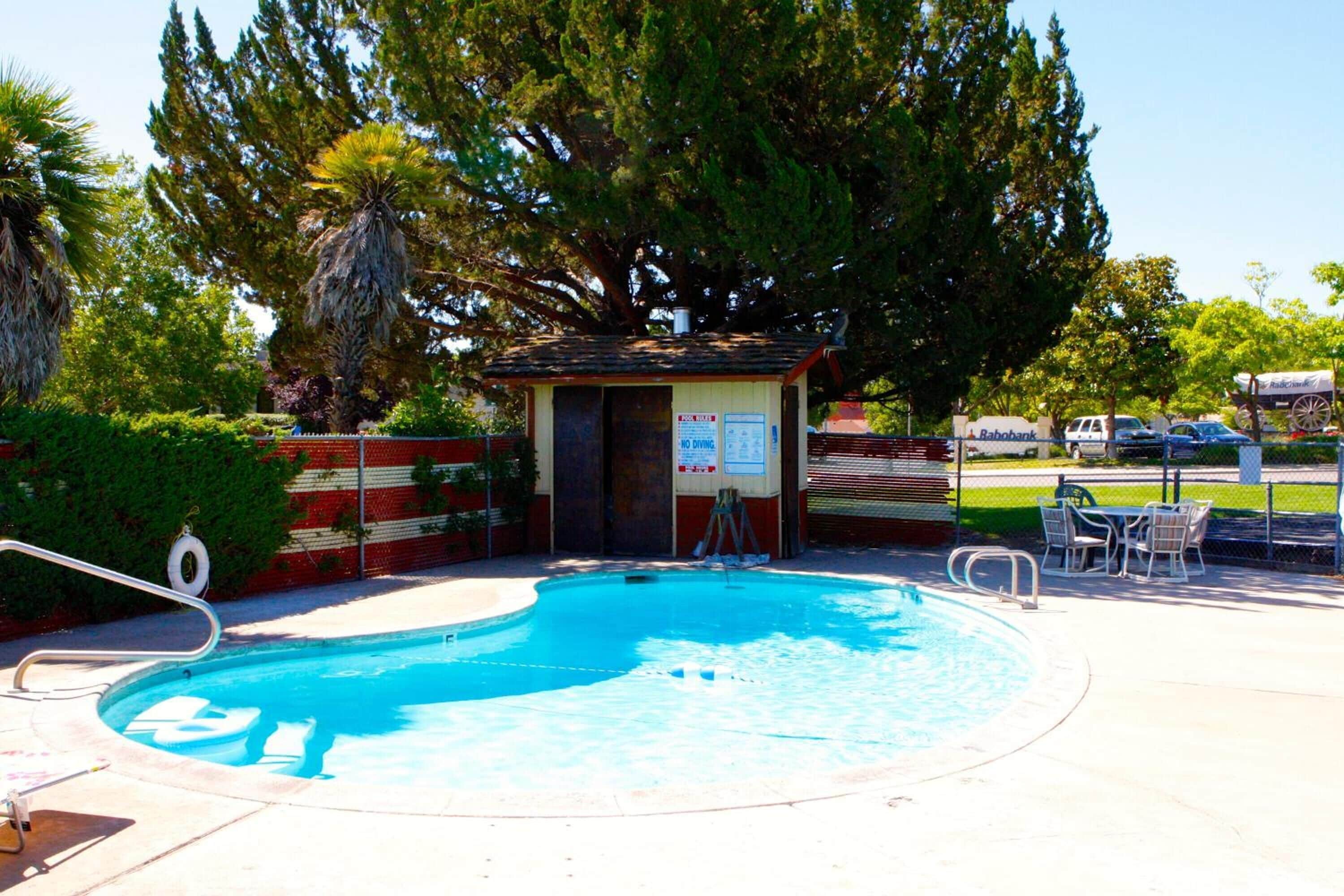 Seasonal outdoor pool