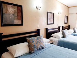 Triple Room | Frette Italian sheets, hypo-allergenic bedding, down comforters, desk