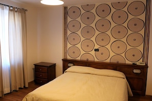 Quarto casal | Cofres nos quartos, Wi-Fi de cortesia
