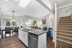 Staircase - Ocean Trails Resort (Parksville)