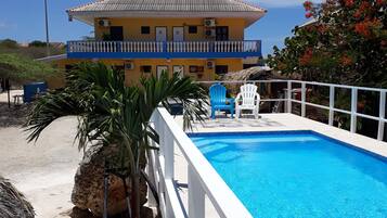 Studio | Private pool