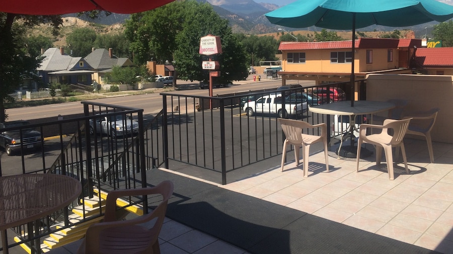 Garden of the Gods Motel