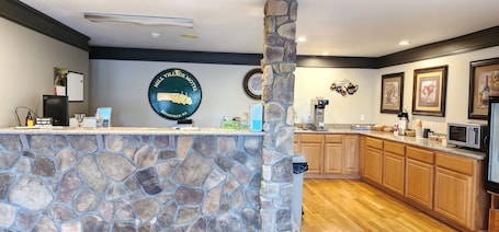 Lobby. Mill Village Motel