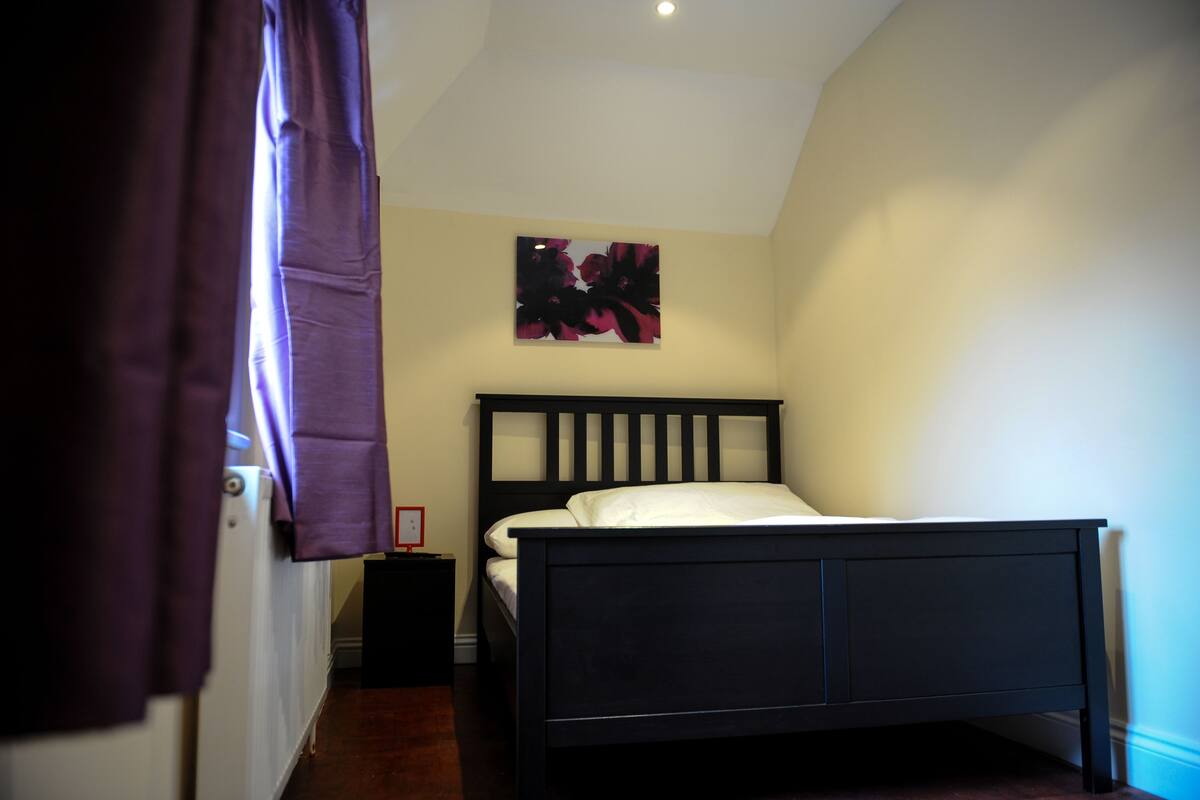 Chambre Double Standard, salle de bains commune