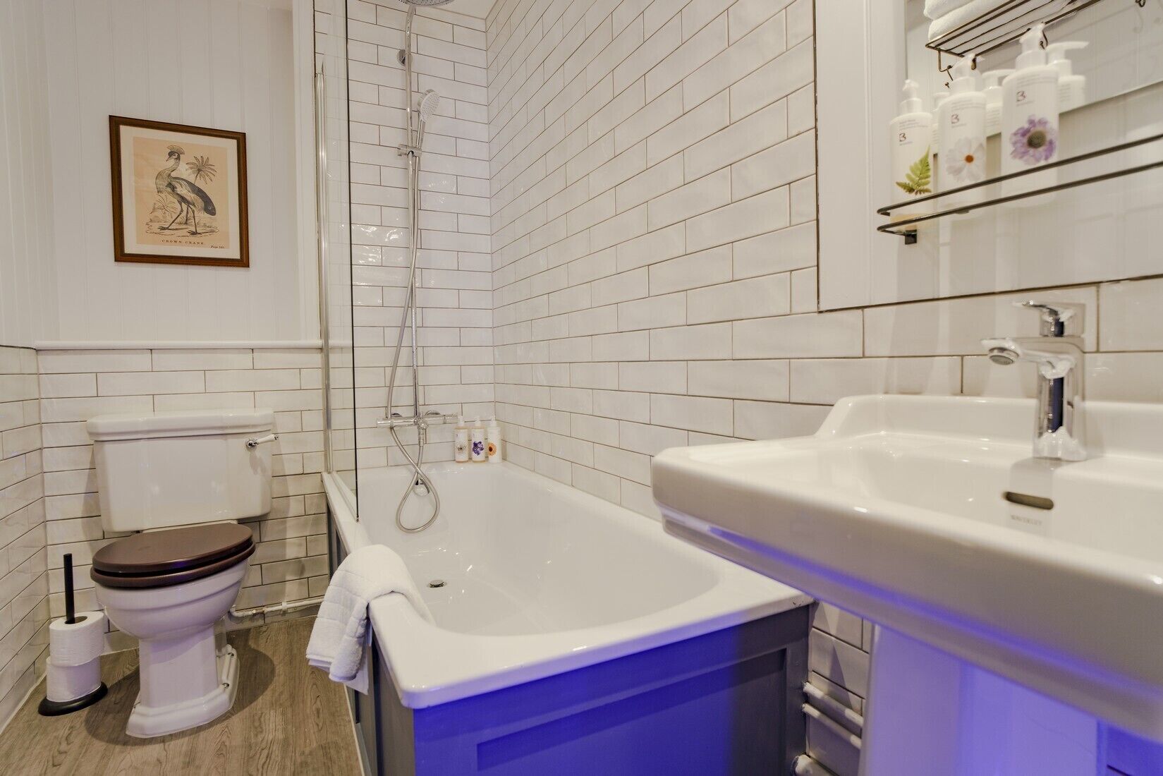 family room | 1 bedroom, desk, iron/ironing board, free wifi